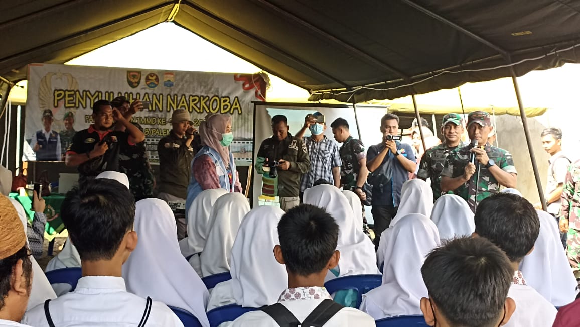Danrem 044/Gapo Brigjen TNI M. Naudi Nurdika SIP MSi MTr (Han), meninjau progress sasaran fisik pada program TMMD ke-116 Kodim 0418/Palembang, Kamis (25/5/2023)
